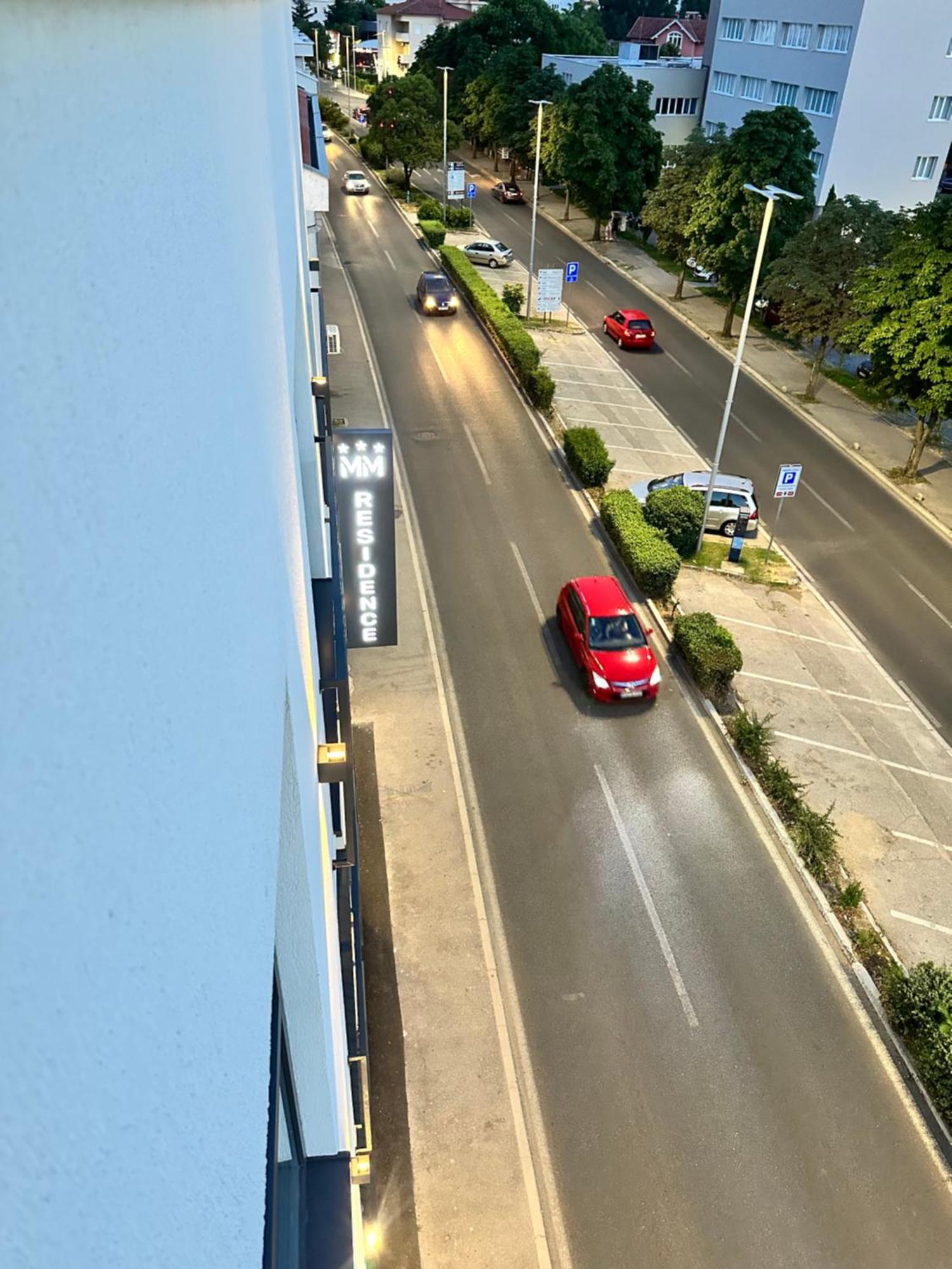 Hotel Mm Residence โมสตาร์ ภายนอก รูปภาพ